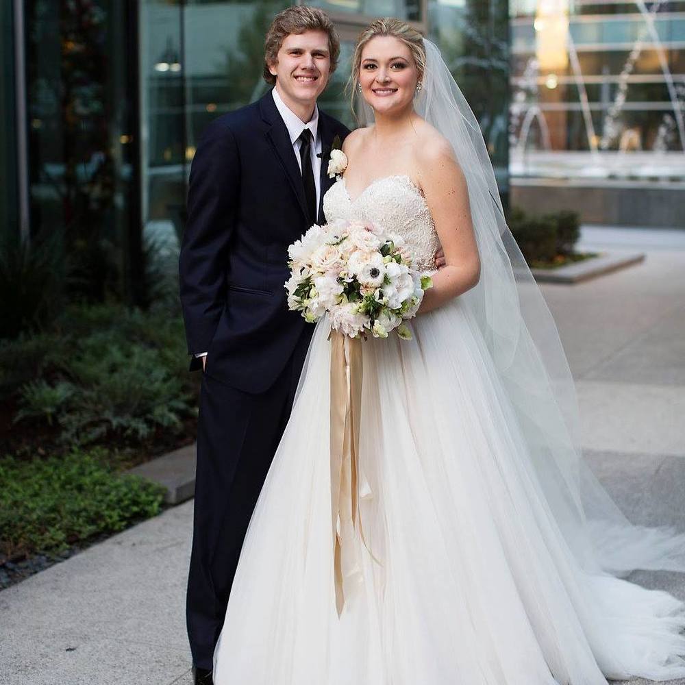 Meet your Posher, Holli